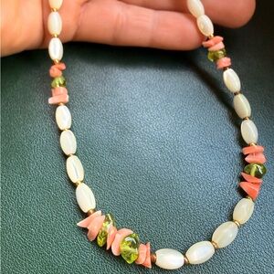 Stunning mother of pearl Necklace with shell and crystal accents